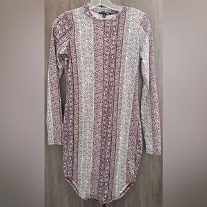 Women’s Fitted Casual Dress - Size Medium - New Without Tags